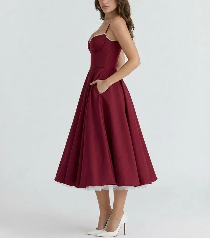 Selene | Vestido midi con capas de tul y bolsillos secretos