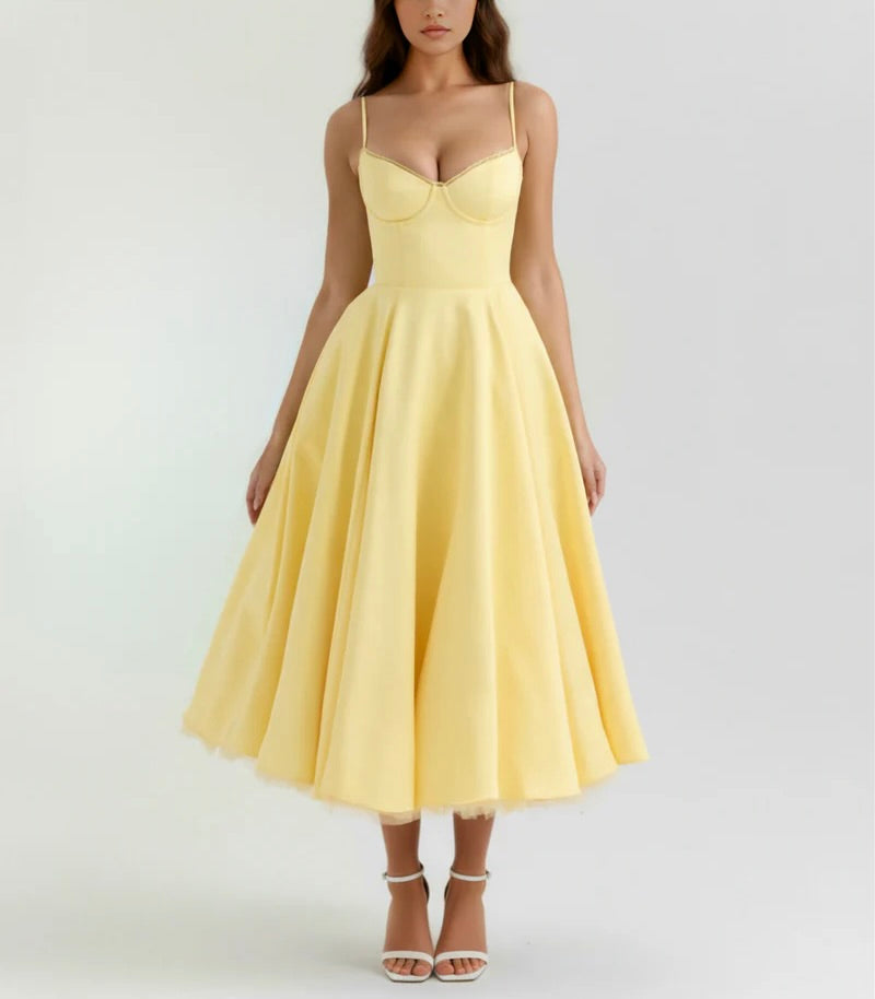 Selene | Vestido midi con capas de tul y bolsillos secretos