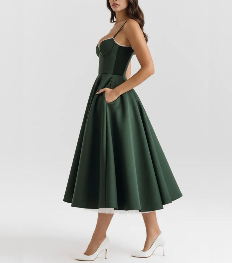 Selene | Vestido midi con capas de tul y bolsillos secretos