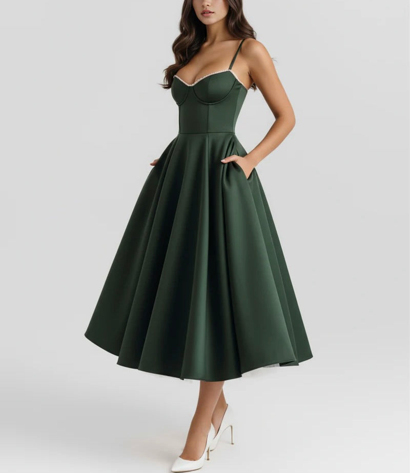 Selene | Vestido midi con capas de tul y bolsillos secretos